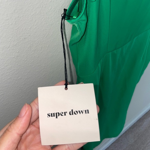 NWT Superdown Kendall Tie Strap Midi Dress Green - Picture 4 of 5